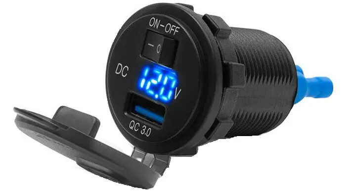 Електротехнічне обладнання Gniazdo USB 4 RIDE DC 12-24V DC 5V/3.6A (мото із перемикачем) 4RIDE ERCL-MUS013 (фото 1)