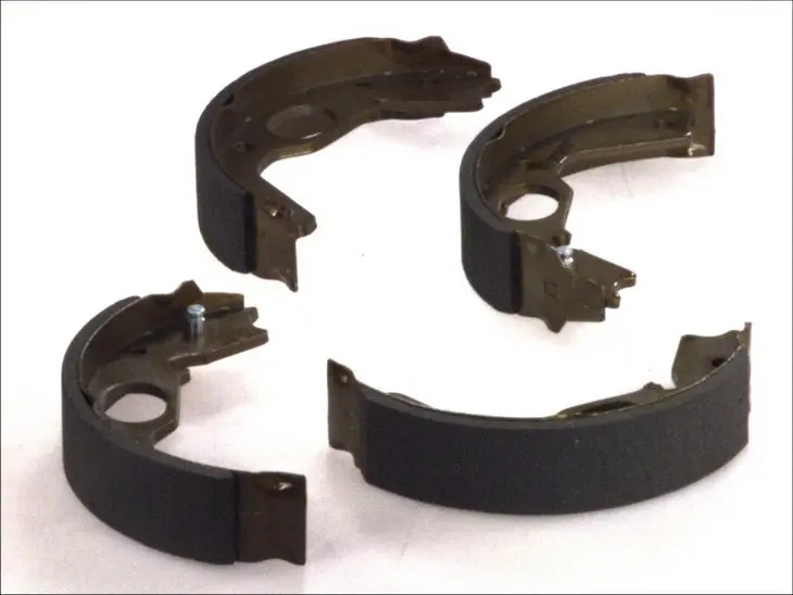 Гальмівна колодка MITSUBISHI DELICA / SPACE GEAR, L400, PAJERO CLASSIC, PAJERO I, PAJERO II, PAJERO III, PAJERO SPORT I, PAJERO SPORT II 1.8-3.5 11.89- ABE C05065ABE (фото 1)