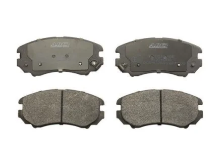 Комплект гальмівних колодок передн, HYUNDAI ACCENT I, COUPE II, ELANTRA III, ELANTRA IV, GALLOPER II, I30, IX35, SONATA III, SONATA IV, SONATA V, TIBURON, TUCSON KIA CARENS III 1.3-2.7 05.93- ABE C10518ABE