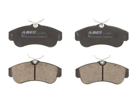 Комплект гальмівних колодок передн, NISSAN ALMERA I, ALMERA II, PRIMERA, PULSAR, SUNNY III, TEANA III 1.5-3.5 06.90- ABE C11051ABE