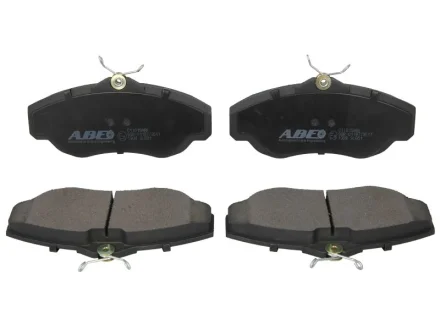Комплект гальмівних колодок передн, LAND ROVER DISCOVERY II, RANGE ROVER II 2.5D-4.6 07.94-06.04 ABE C1I015ABE