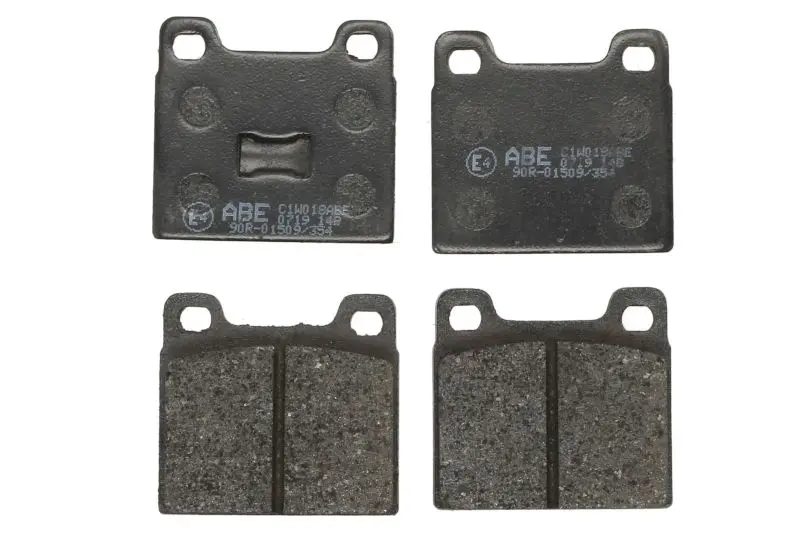 Комплект гальмівних колодок передн, AUDI 50, 80 B1, 80 B2 VW DERBY, GOLF I, JETTA I, PASSAT B1, PASSAT B2, POLO, POLO CLASSIC, POLO II, SANTANA, SAVEIRO G1, SCIROCCO 0.8-2.1 05.72-07.96 ABE C1W018ABE (фото 1)