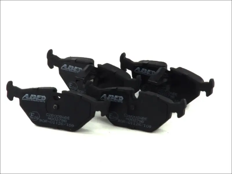Комплект гальмівних колодок задн, BMW 3 (E36), 3 (E46), 5 (E39), 7 (E65, E66, E67), X3 (E83), Z1, Z4 (E85), Z4 (E86) MG MG 6, MG X-POWER, ZT, ZT- T ROVER 75, 75 I SAAB 9-5 1.6-5.0 06.88- ABE C2B009ABE (фото 1)