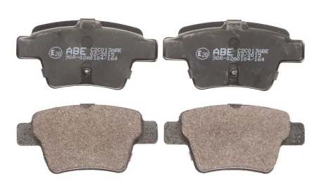 Комплект гальмівних колодок задн, CITROEN C4, C4 GRAND PICASSO I, C4 I, C4 PICASSO I GEELY EMGRAND PEUGEOT 207, 307, 405 I, 408, PARTNER, PARTNER TEPEE 1.4-2.0D 07.88- ABE C2C013ABE