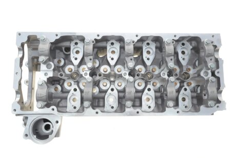 Головка блоку циліндрів Isuzu D-Max 2.5/3.0 DiTD/CRDi 07-18 AMC 908350