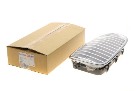 Фото решетка радиатора BMW 5 (F10) 13-16 (L) AUTOTECHTEILE 700 0308 Решетка радиатора BMW 5 (F10) 13-16 (L) AUTOTECHTEILE 700 0308