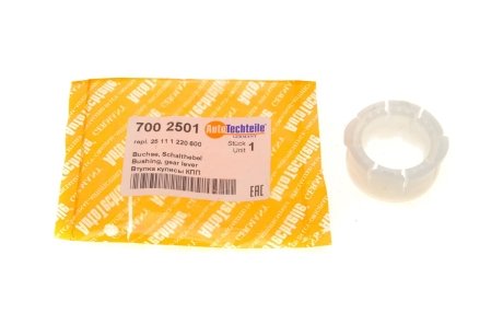 Фото втулка кулисы КПП AUTOTECHTEILE 700 2501 Втулка кулисы КПП AUTOTECHTEILE 700 2501