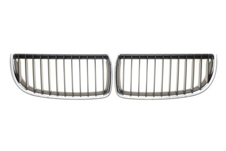 Фото решетка радиатора AUTOTECHTEILE 706 5117 Решетка радиатора AUTOTECHTEILE 706 5117