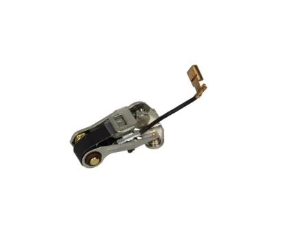 Контакти переривача (обмеження виробника BOSCH) VOLVO 260 AUDI 100 C1, 100 C2, 50, 80 B2 FIAT 127, 128, 131, 132, ARGENTA, CROMA MAZDA 323 II VW DERBY, GOLF I, GOLF II 0.8-2.7 03.69-09.90 BERU KS 650 PS