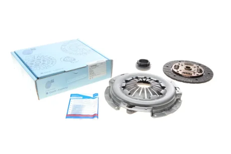Комплект зчеплення Daewoo Lanos 1.5 95- (d=200mm) (+вижимний) BLUE PRINT ADG03024