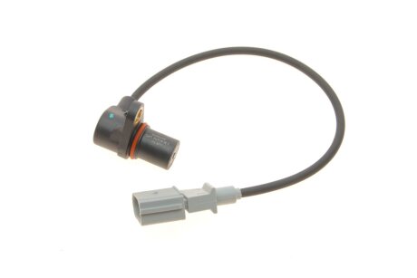 Датчик положения коленвала VW T5 2.0 03- BOGAP A6115128