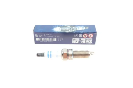 Свічка запалювання Citroen C1/C3/C4/Peugeot 108/2008/301/308/Toyota Aygo 1.0/1.2 12- BOSCH 0 242 129 525