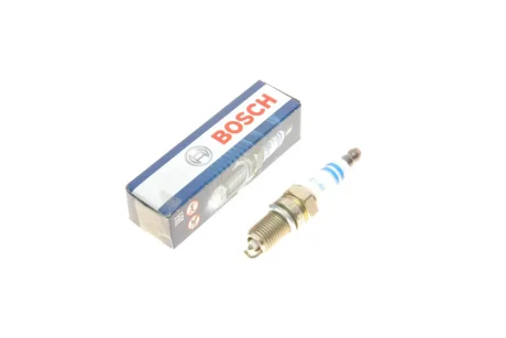 Свічка запалювання Fiat Doblo 1.2-1.4 00- BOSCH 0 242 140 514