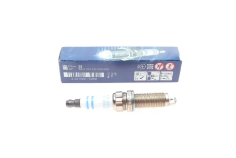 Свічка запалювання Citroen Berlingo/Peugeot 3008/5008 1.2 15- BOSCH 0 242 140 543