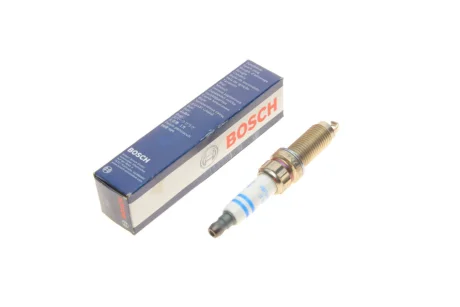 Свічка запалювання Citroen C3/C4/Peugeot 3008/308/5008/Partner 1.2PureTech 16- BOSCH 0 242 145 535