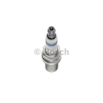 Свеча зажигания Peugeot Expert/Partner 1.6/2.0i 00- (к-кт 4шт) BOSCH 0 242 232 815