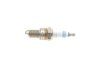 Свеча зажигания (к-кт 4шт) VW T4/T3/Passat/LT (28-35)/Golf II/III/Caddy 0.9-2.5 65- BOSCH 0 242 235 909 (фото 3)