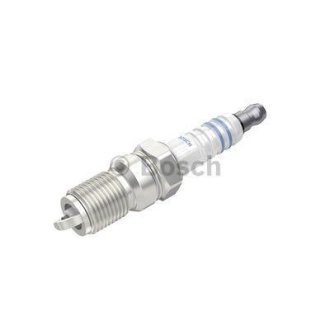 Свеча зажигания Ford Fiesta 89-02 (к-кт 4шт)) BOSCH 0 242 235 951