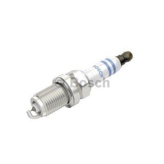 Свічка запалювання Mitsubishi Carisma 1.8 GDI 97-06 BOSCH 0 242 236 668