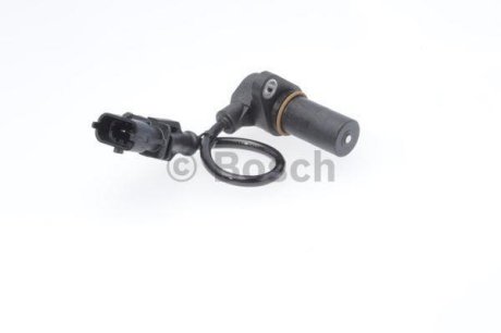 Датчик положення колінвалу Honda Accord VII/Civic VIII/CR-V II/III 2.2CDTi 04- BOSCH 0 281 002 659