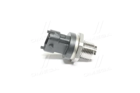 Датчик тиску палива HYUNDAI ACCENT III, ACCENT IV, ELANTRA IV, ELANTRA V, GETZ, GRANDEUR, H-1, H-1 / STAREX, H-1 CARGO, H-1 TRAVEL, H100, I10 I, I20 I, I30, I40 I, I40 I CW D3FA-D6EB 08.03- BOSCH 0 281 002 863