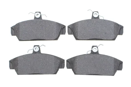 Колодки гальмівні (передні) Lada Samara 95-06/Rover 100 90-98 BOSCH 0 986 424 092