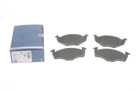 Комплект гальмівних колодок передн, SEAT CORDOBA, CORDOBA VARIO, IBIZA II, TOLEDO I VW GOLF III, POLO, POLO III CLASSIC, VENTO 1.0-2.8 05.91-12.02 BOSCH 0 986 424 449