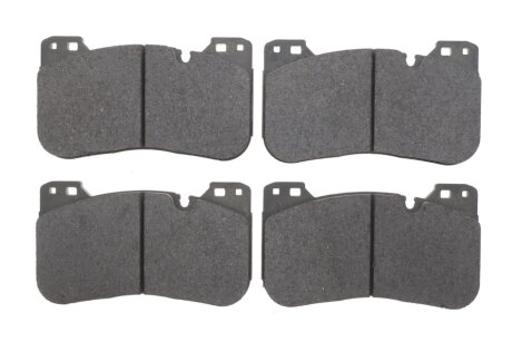 Колодки гальмівні (передні) BMW 5 (G30/F90) 17- /X5 (G05/F95) 19- (Brembo) 0 986 424 921 BOSCH 0986424921