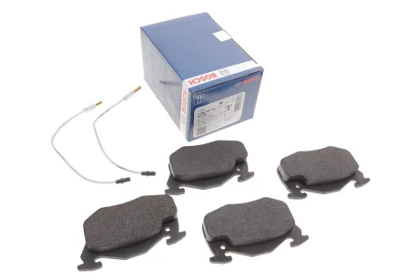Комплект гальмівних колодок передн, CITROEN SAXO PEUGEOT 106 I, 106 II, 205, 205 I, 205 II, 305, 305 II, 309, 309 I, 309 II, 405 I, 405 II RENAULT 11, 18, 18 VARIABLE 1.0-Electric 05.77-07.04 BOSCH 0 986 469 860