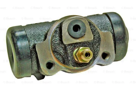 Гальмівний циліндр задн лів/прав TOYOTA DYNA 100, HIACE III, HIACE IV, LAND CRUISER 1.8-2.4D 12.82-12.04 BOSCH 0 986 475 657