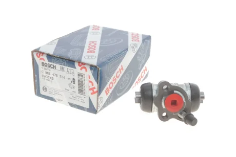 Гальмівний циліндр задн лів TOYOTA CARINA E VI, COROLLA 1.3-2.0D 04.92-06.02 BOSCH 0 986 475 734