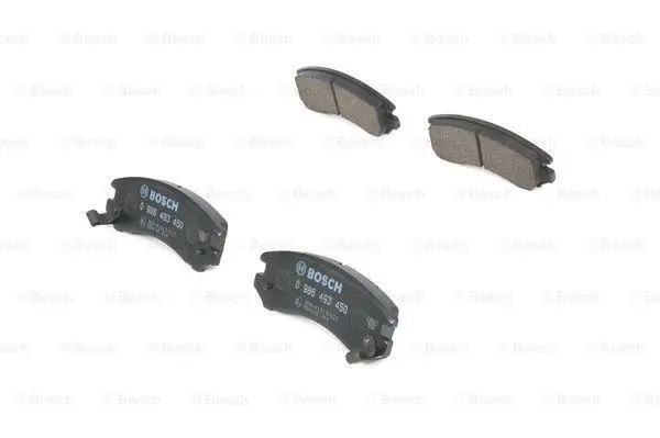 Комплект гальмівних колодок передн, NISSAN SUNNY II SUZUKI SWIFT II TATA INDICA, INDIGO 1.3-1.8 06.86- BOSCH 0 986 493 450 (фото 1)