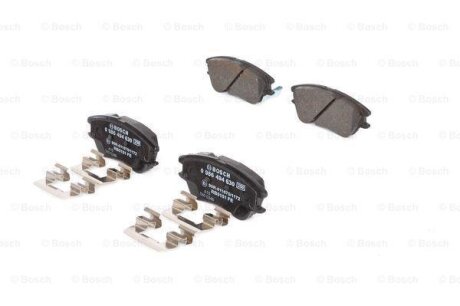 Комплект гальмівних колодок BOSCH 0986494630