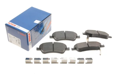 Колодки гальмівні (передні) Toyota Auris 06-12/Corolla 06-14 (з прижимною пластиною) BOSCH 0 986 494 638