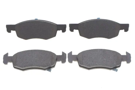 Комплект гальмівних колодок передн, OPEL CORSA E 1.0-1.4LPG 09.14- BOSCH 0 986 494 824