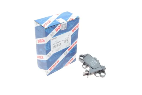 Регулятор напруги VOLVO S60 II, S80 II, V60 I, V70 III, XC60 I CITROEN JUMPER III FORD GALAXY II, GALAXY MK II, MONDEO IV, RANGER, S-MAX, TRANSIT, TRANSIT V363 2.0/2.2D/3.2D 04.06- BOSCH 1 986 AE0 058