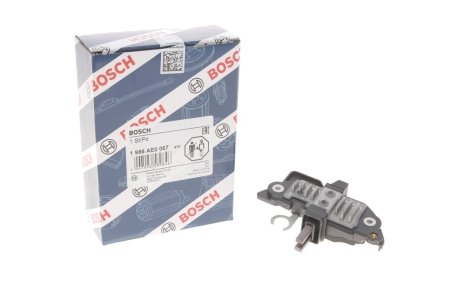 Фото регулятор генератора BOSCH 1 986 AE0 067 РЕГУЛЯТОР ГЕНЕРАТОРА BOSCH 1 986 AE0 067