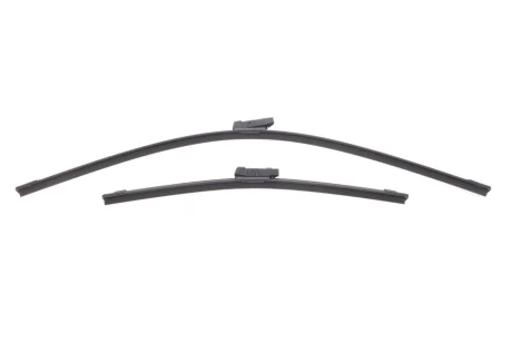 Щітки склоочисника (650/400мм) BMW X1/Seat Leon 12- Aerotwin (безкаркасна) BOSCH 3 397 007 945