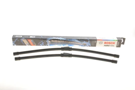Щітки склоочисника (600/550mm) MBE-class (W213/A238)/VW Tiguan 00- BOSCH 3 397 014 242
