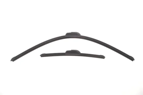 Щітки склоочисника (700/340мм) Toyota Corolla 19- (безкаркасна) BOSCH 3 397 014 637