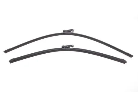 Щітки склоочисника (700/600мм) Opel Astra K 15-/ Citroen C4 04-11 BOSCH 3 397 118 965