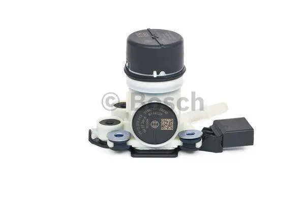 Модуль дозування DeNOx AUDI A3, Q2, Q3 CUPRA FORMENTOR, LEON, LEON SPORTSTOURER SEAT ALHAMBRA, ARONA, ATECA, IBIZA V, LEON, LEON SC, LEON SPORTSTOURER, LEON ST, TARRACO 1.6D/2.0D/3.0D 11.09- BOSCH F 01C 600 266 (фото 1)