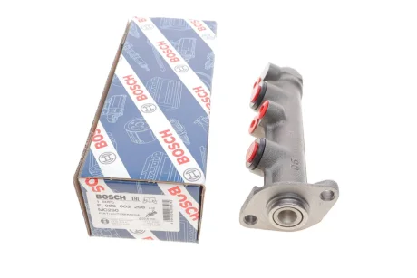 Циліндр гальмівний (головний) Fiat Panda/Regata/Ritmo/Uno 80-06 (d=20.64mm) BOSCH F 026 003 296