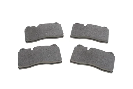 Комплект гальмівних колодок передн, AUDI A3, TT CHEVROLET CORVETTE CUPRA ATECA, FORMENTOR, LEON, LEON SPORTSTOURER SEAT LEON, LEON SC, LEON SPORTSTOURER, LEON ST VW TOUAREG 1.4H-6.2 10.02- Delphi LP2012