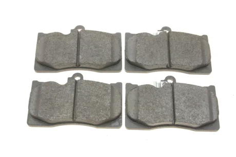 Комплект гальмівних колодок передн, LEXUS GS, IS II, IS III, RC TOYOTA MARK X II 2.0-4.6 04.05- Delphi LP2122