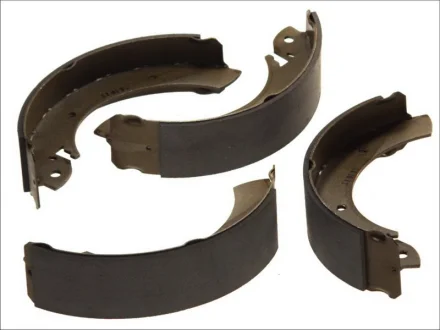 Гальмівна колодка MERCEDES MB (W631), MB (W661) FORD CONSUL, GRANADA, P 100 I HYUNDAI GRACE, H100, SONATA III, SONATA IV NISSAN CABSTAR E, TERRANO II RENAULT MASTER I, TRAFIC 1.4-3.2 01.72- Delphi LS1179