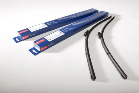 Щітка склоочисника безкаркасна передн із спойлером (2шт) Flat Blades 600/475мм AUDI A3 SKODA OCTAVIA II VW GOLF V, JETTA III, TOURAN 02.03-06.13 DENSO DF-103