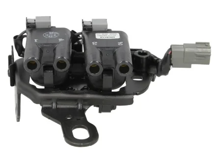 Котушка запалювання HYUNDAI ELANTRA III, ELANTRA IV, I30 KIA CEE\'D, CERATO I, PRO CEE\'D, SPORTAGE II 2.0/2.0LPG 10.03-12.12 DENSO DIC-0114