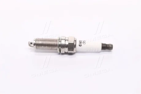 Свічка запалювання (ціна за 1шт) HYUNDAI ACCENT IV, CRETA, ELANTRA IV, ELANTRA V, ELANTRA VI, I20 I, I30, IX20, SOLARIS, VELOSTER KIA CARENS III, CEE\'D, CEED, CERATO I, CERATO II 1.0-1.8 05.05- DENSO XU22HDR9