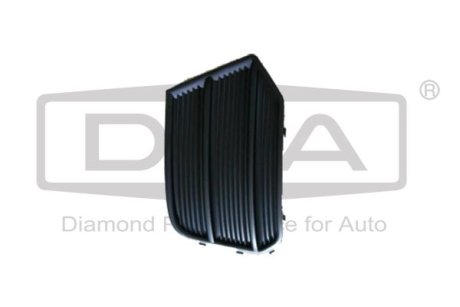 Вставка бампера (под противотуманку) Audi Q3 11-18 (L) DPA 88071822202 (фото 1)